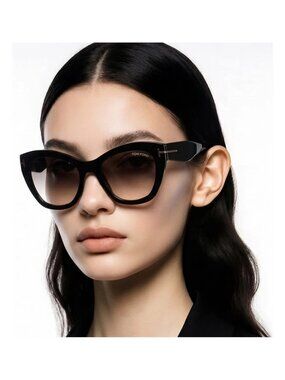 NEW!! Tom Ford women sunglasses Scarlett-02 TF920 01B Authentic Tom Ford | Accessories | New Tom Ford Women Sunglasses  main image 3